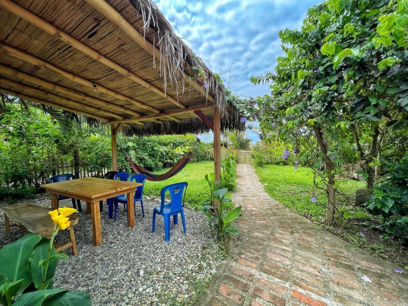 Hotel Palma Coco Ayampe Exterior foto